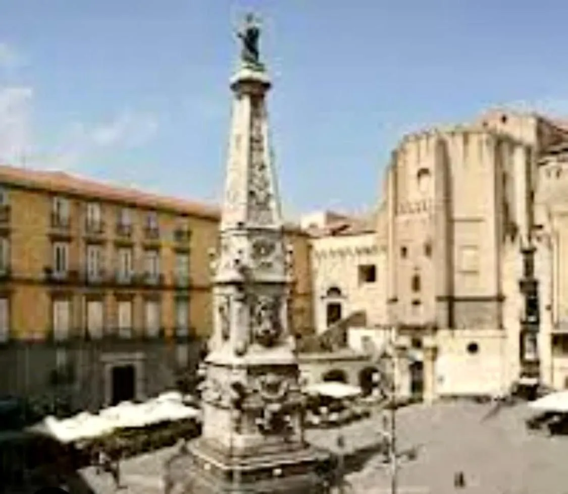 Very Central Apartment Naples Italy